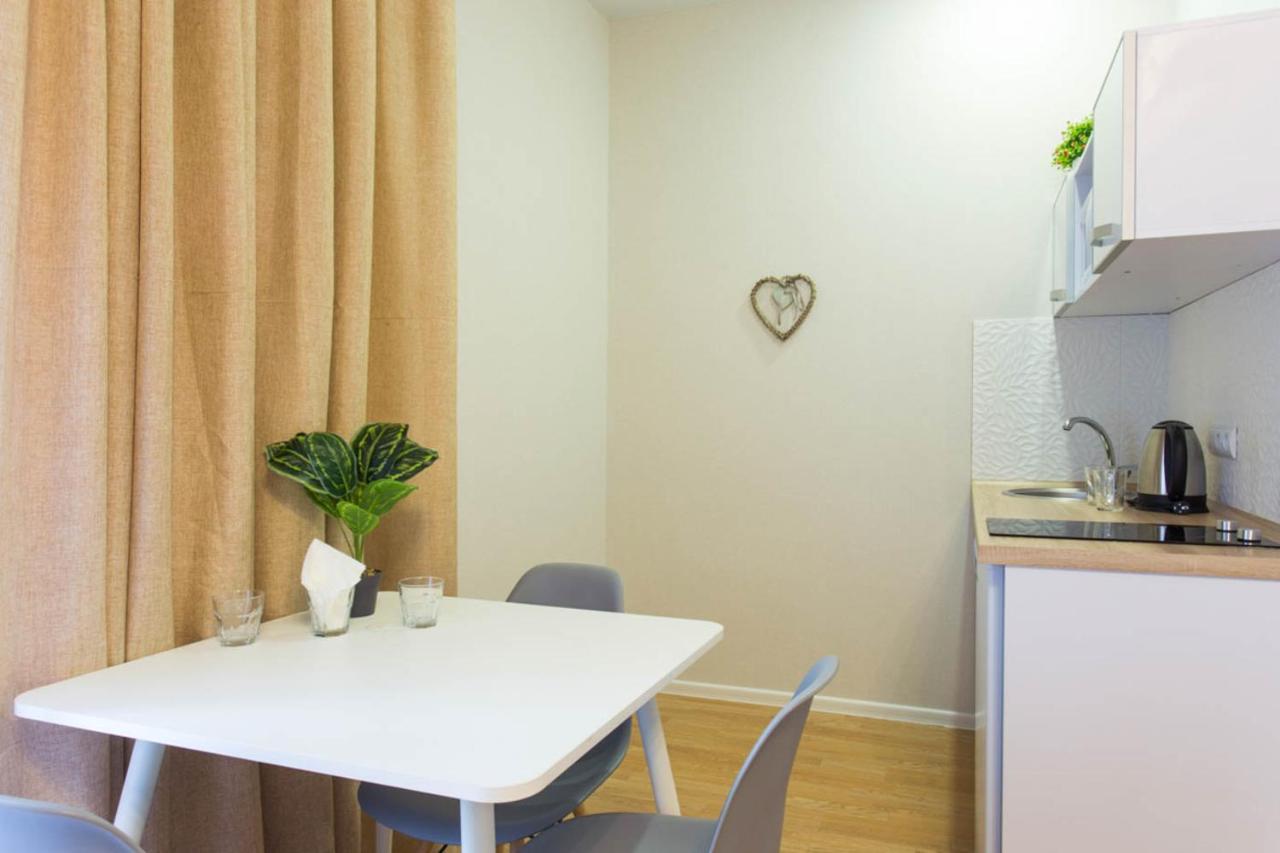 New Apartment In The Center - Gimnasiyna Naberezhna 24A-12 哈尔科夫 外观 照片